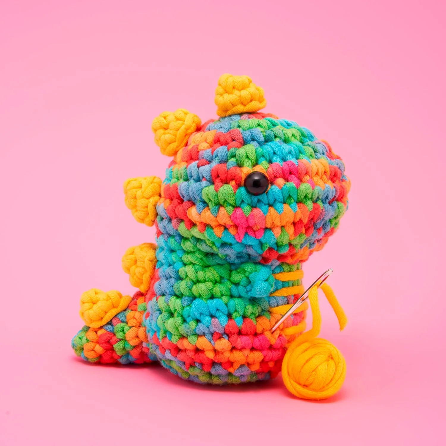 Kit de crochet Fred le Dinosaure arc-en-ciel